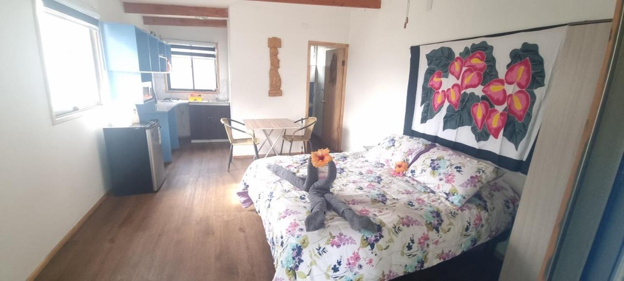 Hostal Henua Roa 2 Apartment อังกาโรอา ภายนอก รูปภาพ
