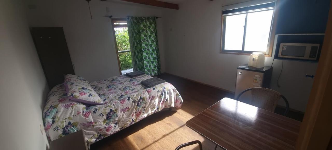 Hostal Henua Roa 2 Apartment อังกาโรอา ภายนอก รูปภาพ